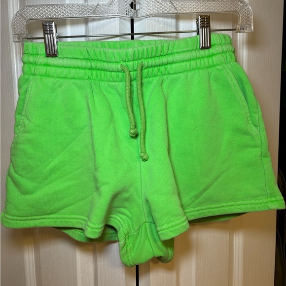 Aritzia Pants - Aritzia TNA - Neon Summer Casual Green Cozy Sweat Shorts in Size S